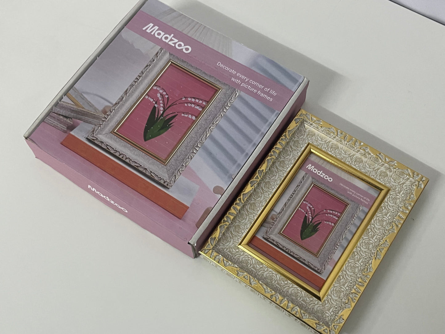 【Madzoo Multi-Layered Decorative Picture Frames】—— Charming Ornaments to Brighten Your Space