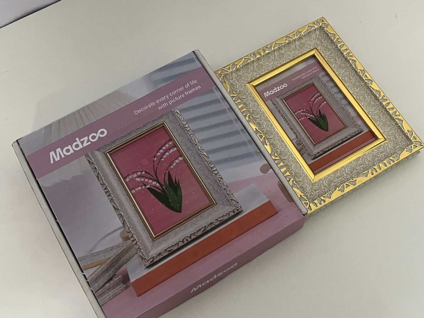 【Madzoo Multi-Layered Decorative Picture Frames】—— Charming Ornaments to Brighten Your Space