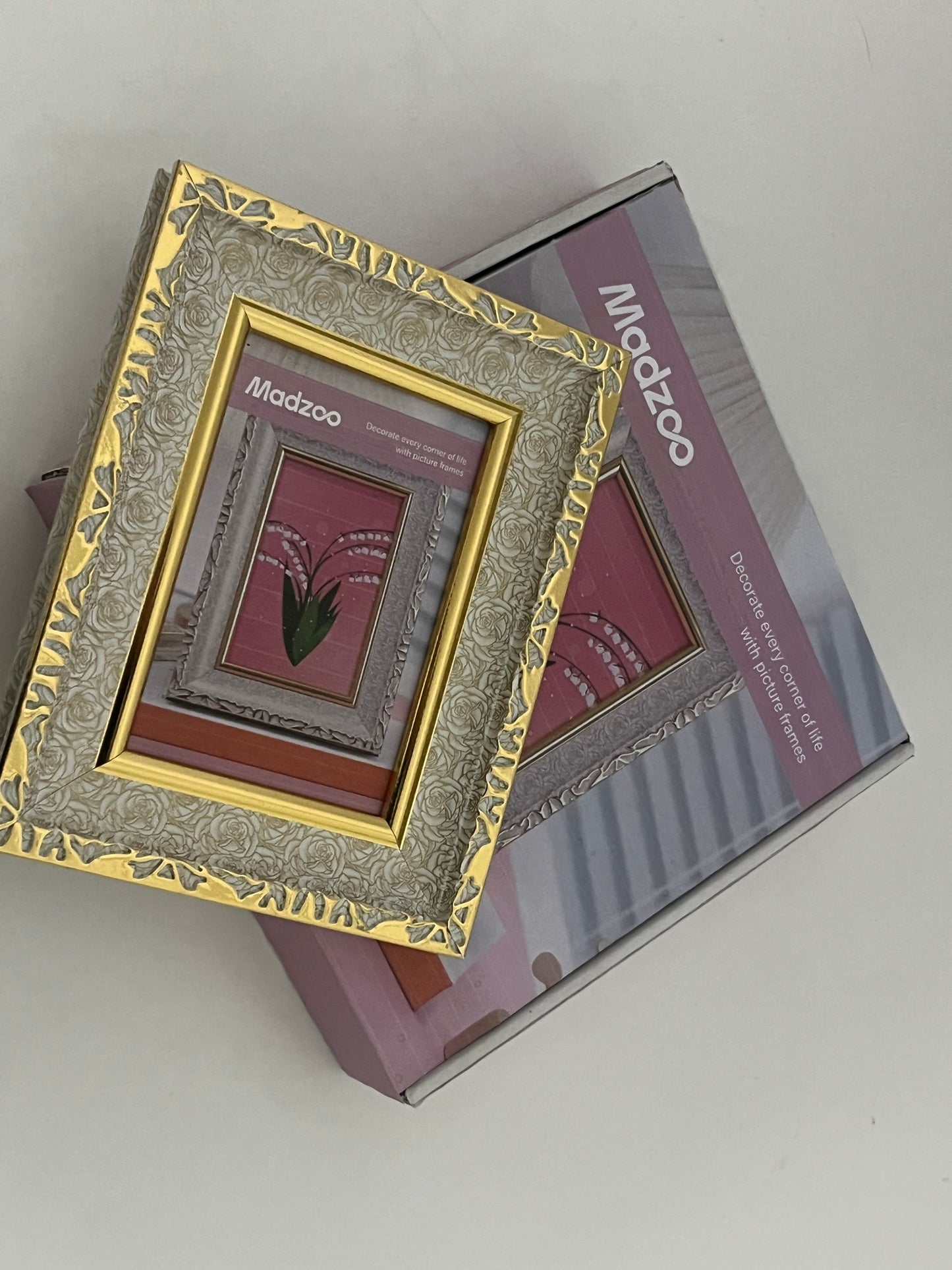 【Madzoo Multi-Layered Decorative Picture Frames】—— Charming Ornaments to Brighten Your Space