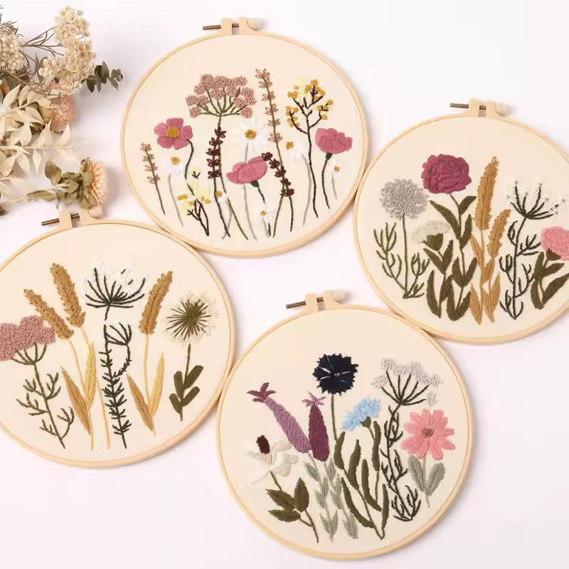 prettypublic Embroidery,4 Sets Cross Stitch Kits for Beginners with Stamped Flower Pattern, Starter Kits for Adults Hand Craft Lover with Embroidery Hoop, Instructions and Threads