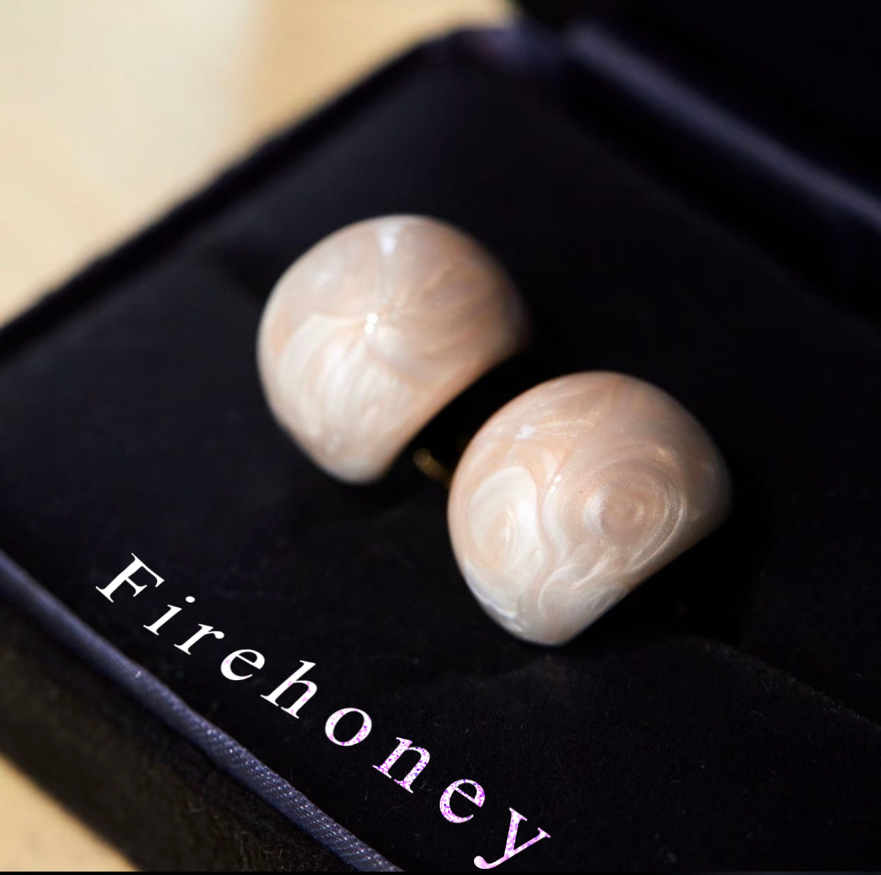 Firehoney Earrings French Haute Couture Minimalist Versatile Niche Design Light Luxury Temperament Spherical Drip Glaze c-Shape Stud Earrings Earrings - Milky White