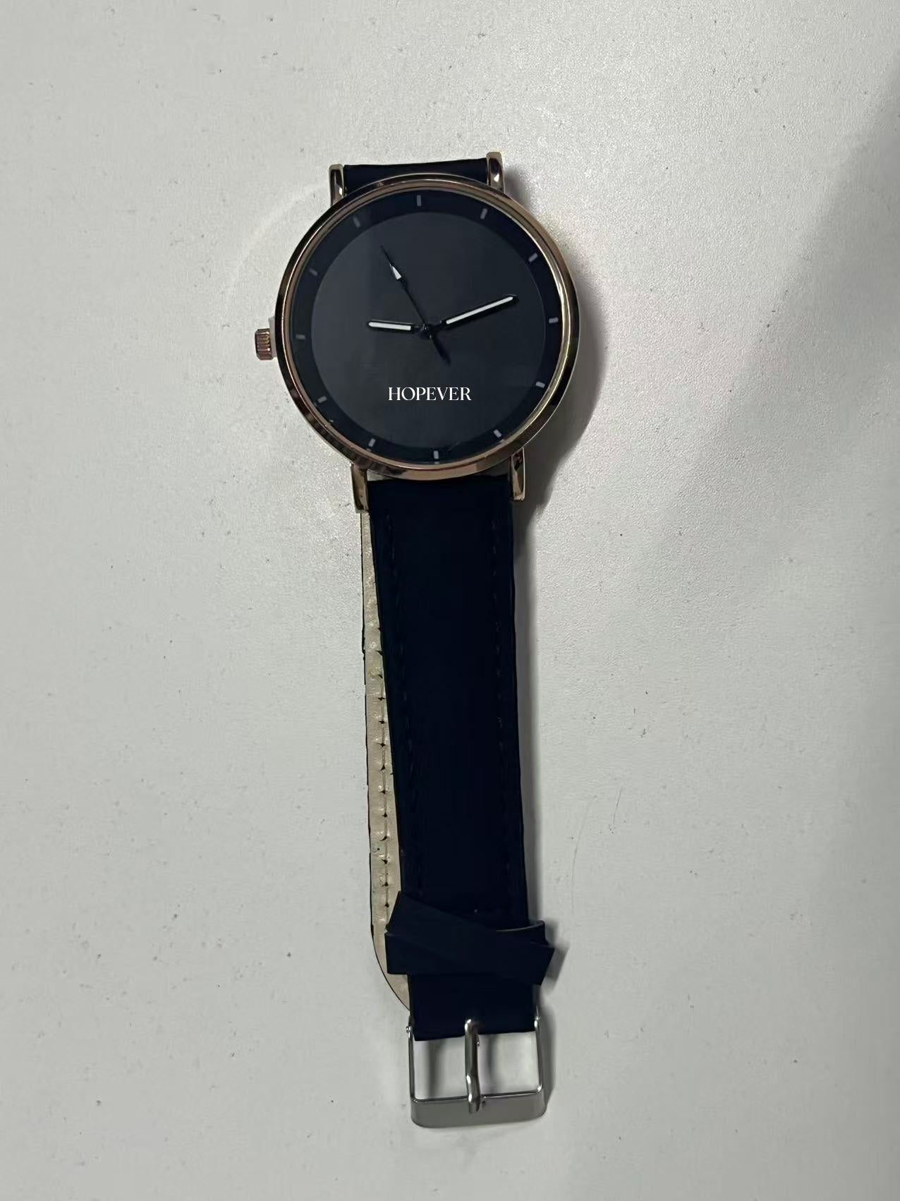 HOPEVER Minimalist Ultra-Thin Watch, Black Dial with Rose Gold Bezel, Comfortable Leather Strap, Unisex Quartz Wristwatch