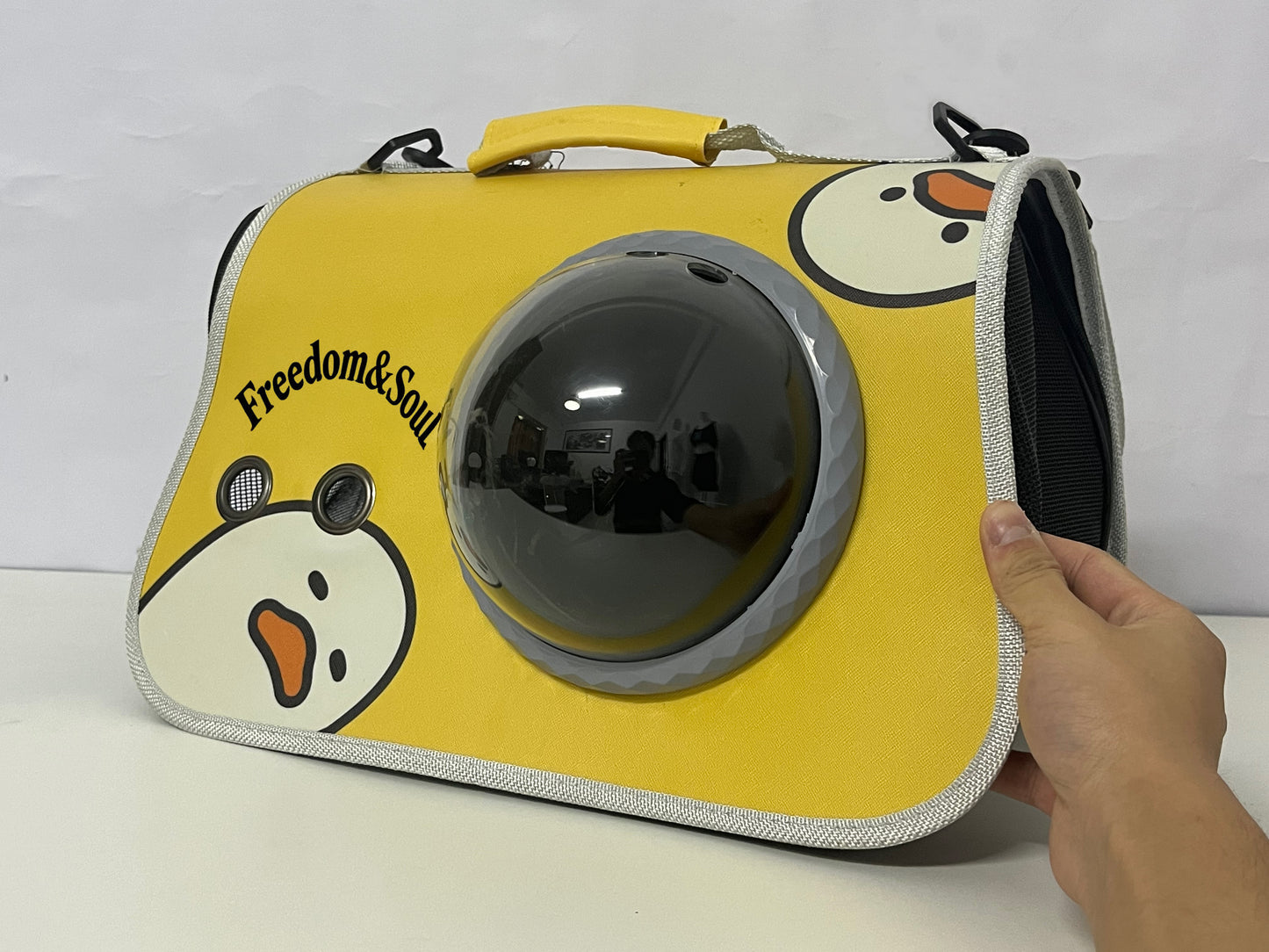 Freedom&Soul Backpacks for Pets - Portable Cat & Dog Travel Carrier with Bubble Window, Breathable Mesh & Cute Cartoon Design, Ideal for Small Pets Up to 15 lbs