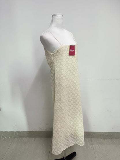 Askbeau Dresses Off - White Lace Suspender Dress - The Epitome of Elegance and Romance
