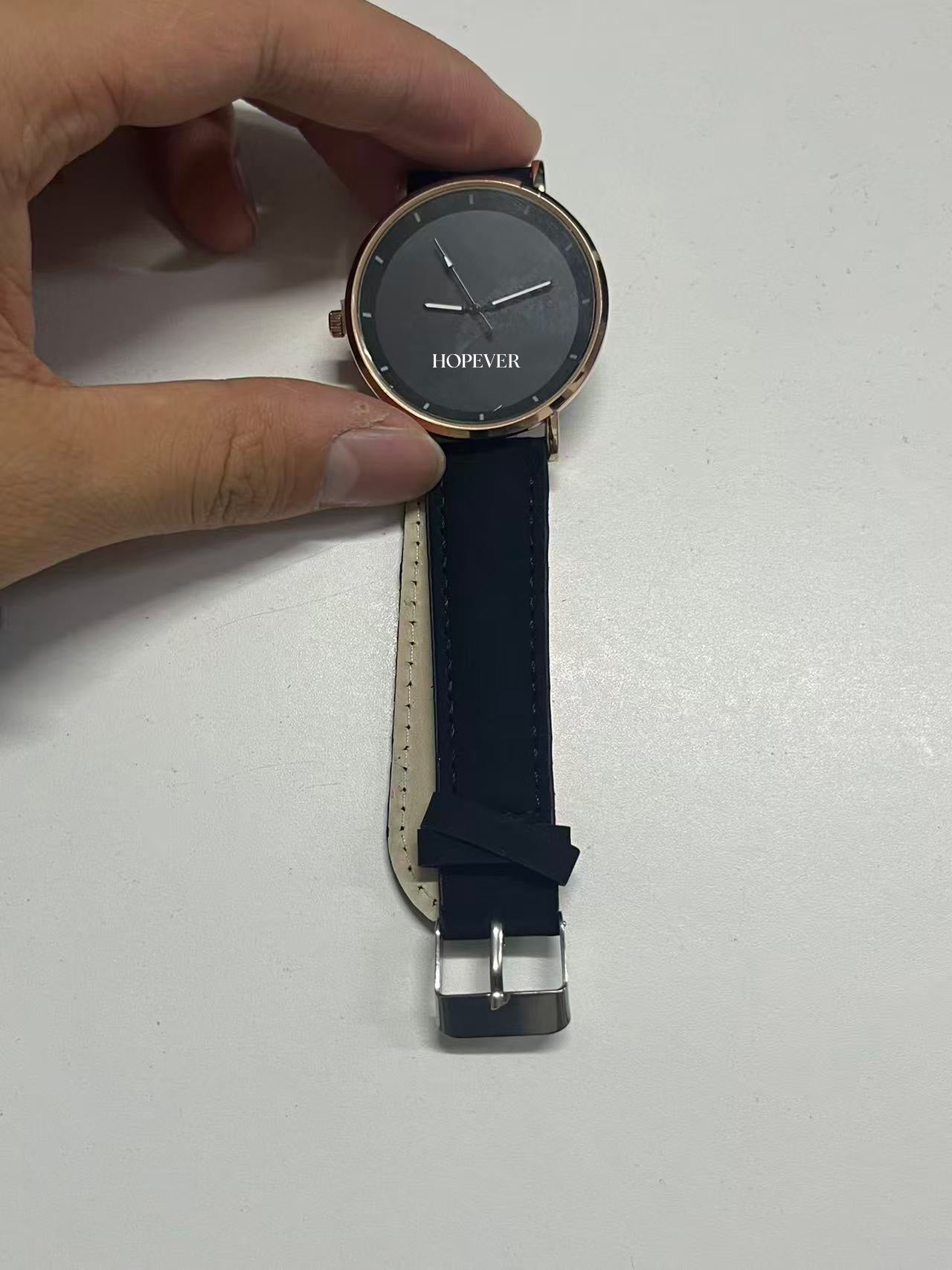 HOPEVER Minimalist Ultra-Thin Watch, Black Dial with Rose Gold Bezel, Comfortable Leather Strap, Unisex Quartz Wristwatch