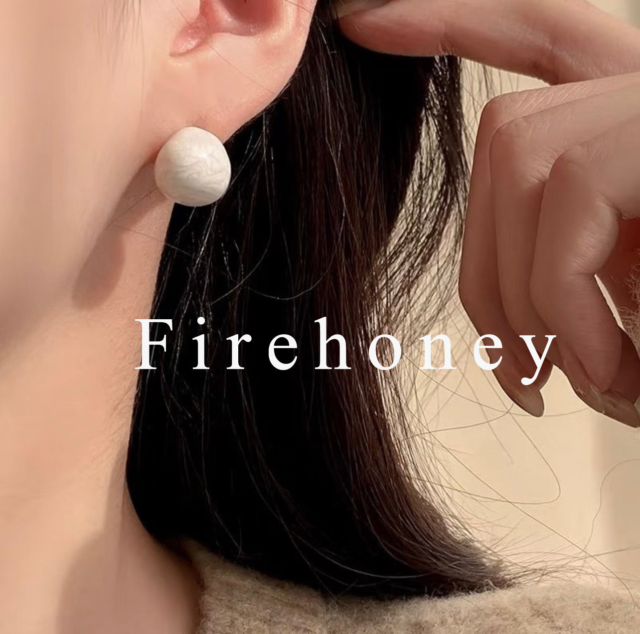 Firehoney Earrings French Haute Couture Minimalist Versatile Niche Design Light Luxury Temperament Spherical Drip Glaze c-Shape Stud Earrings Earrings - Milky White
