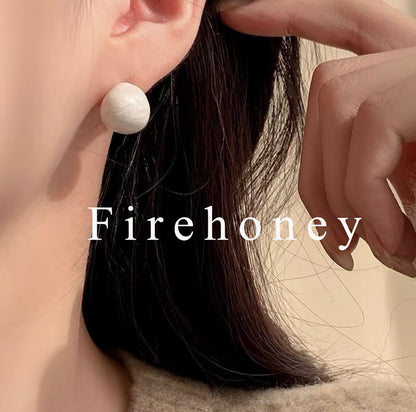 Firehoney Earrings French Haute Couture Minimalist Versatile Niche Design Light Luxury Temperament Spherical Drip Glaze c-Shape Stud Earrings Earrings - Milky White