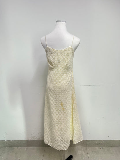 Askbeau Dresses Off - White Lace Suspender Dress - The Epitome of Elegance and Romance
