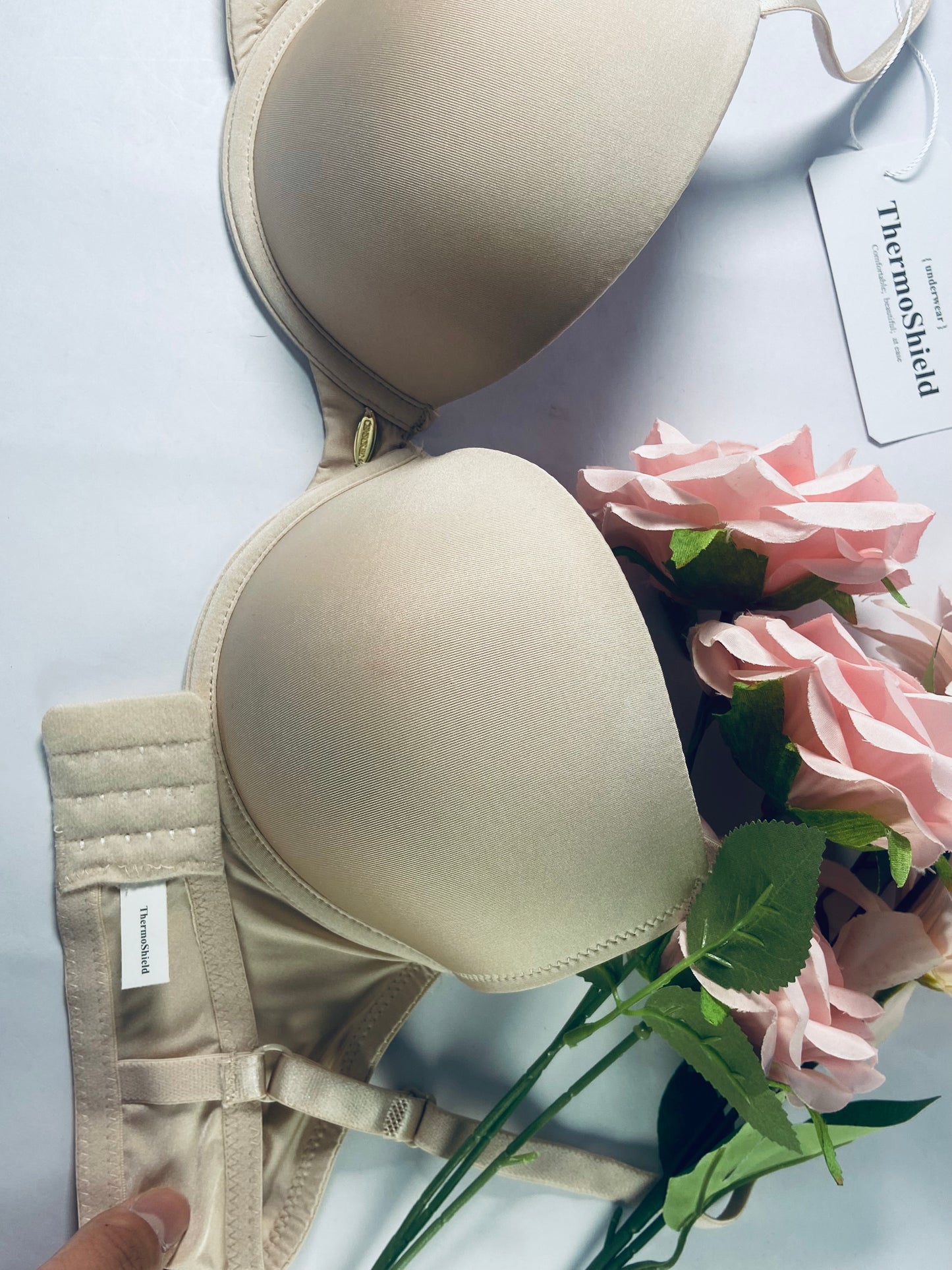 ThermoShield Soft Comfortable Underwire Bras Women's Push Up Everyday Basic Comfort Lightly Padded Underwire Plunge T-Shirt Bra Lift Up