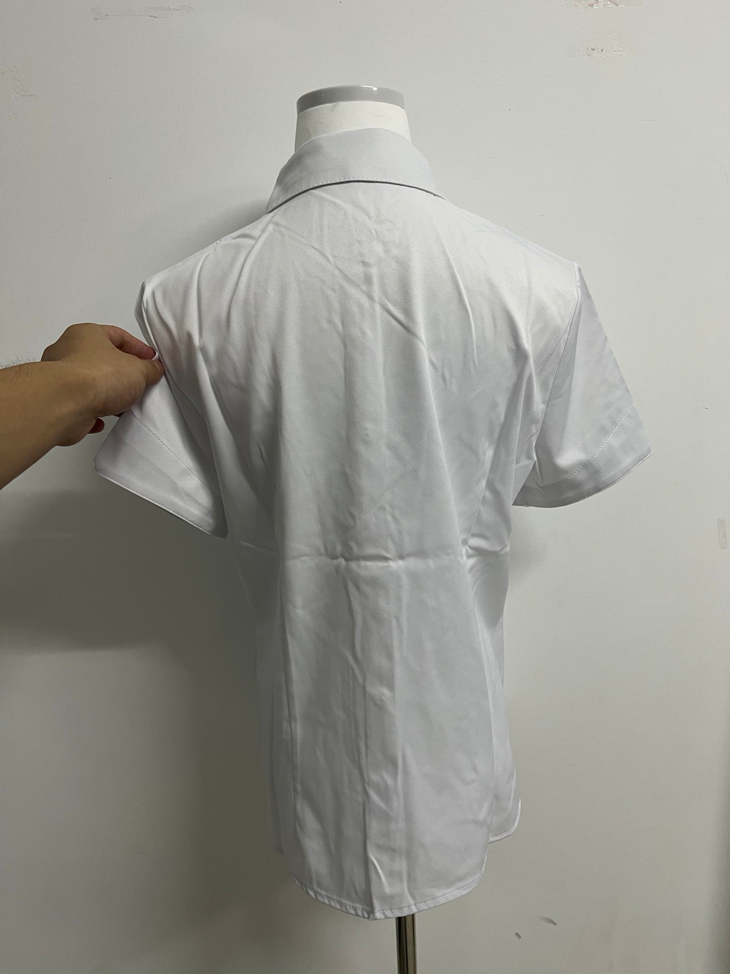 7THCRW Women's White Short-Sleeve Formal Shirt