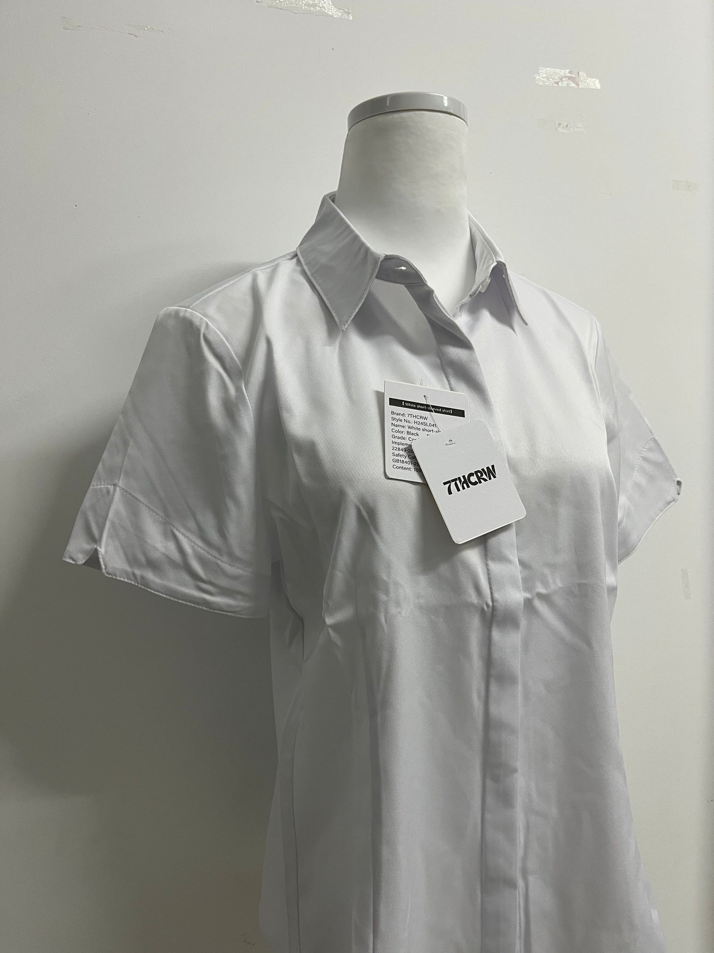 7THCRW Women's White Short-Sleeve Formal Shirt
