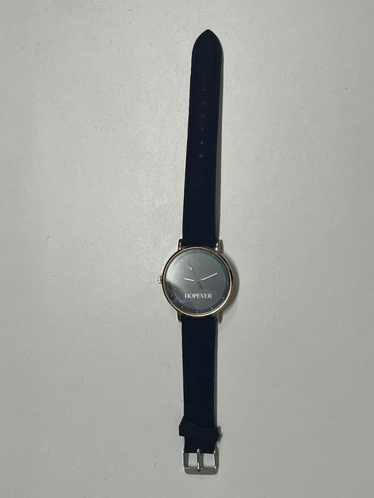HOPEVER Minimalist Ultra-Thin Watch, Black Dial with Rose Gold Bezel, Comfortable Leather Strap, Unisex Quartz Wristwatch