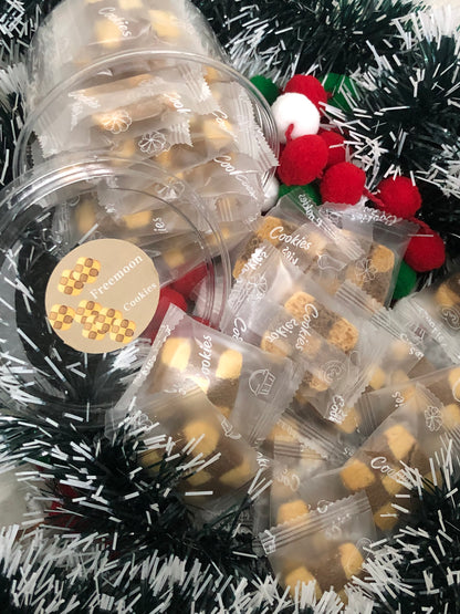 Freemoon Cookies 2lbs Assorted Flavors Fresh Baked Cookies - Handmade and Gourmet Cookies - Delectable and Made with Premium Ingredients - Cookie Gift Basket - Great Gift For All Occasions