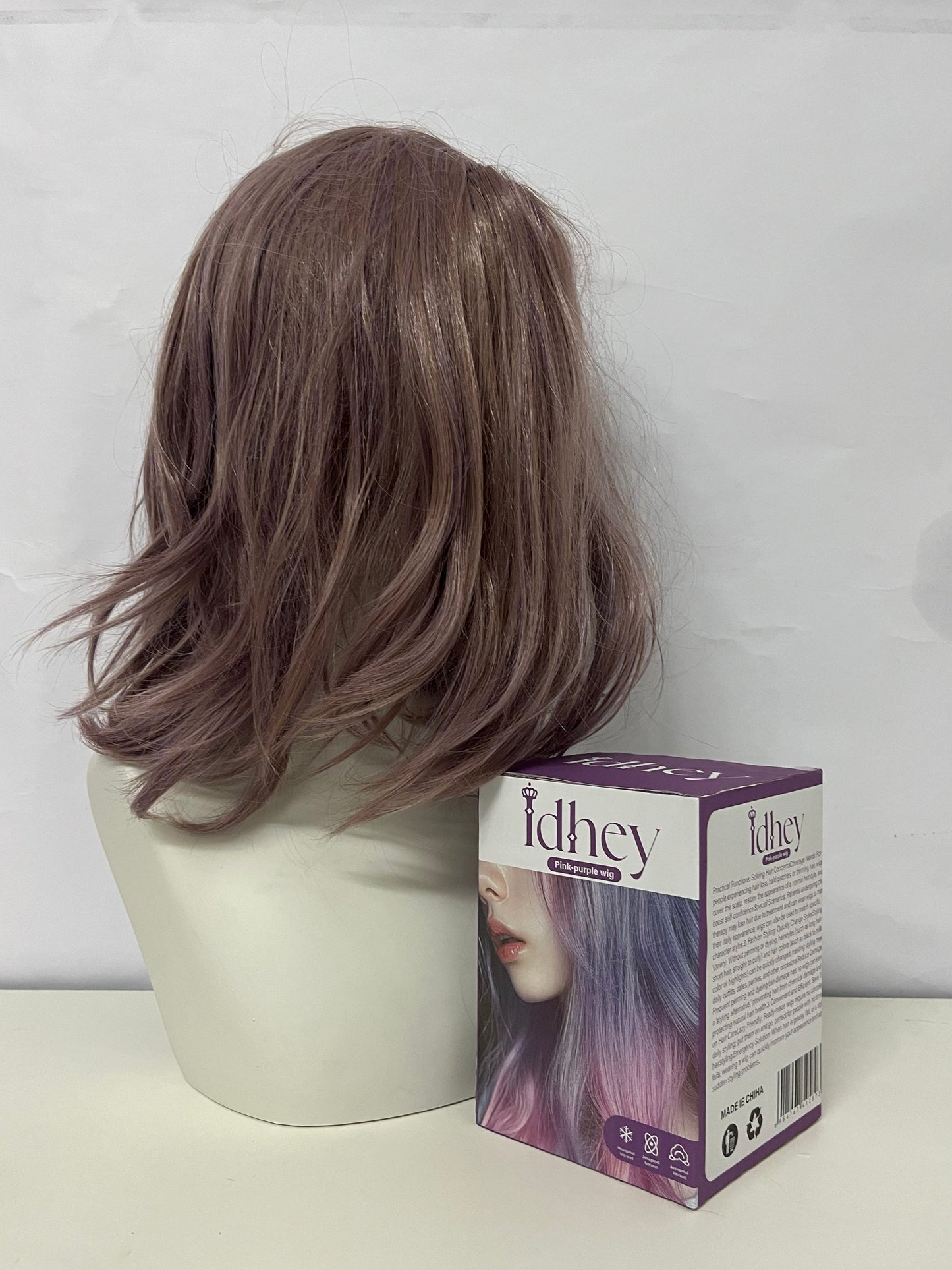 Idhey Medium-Length Slightly Curled Wig, Natural Simulated Scalp, Fashion Styling Wig