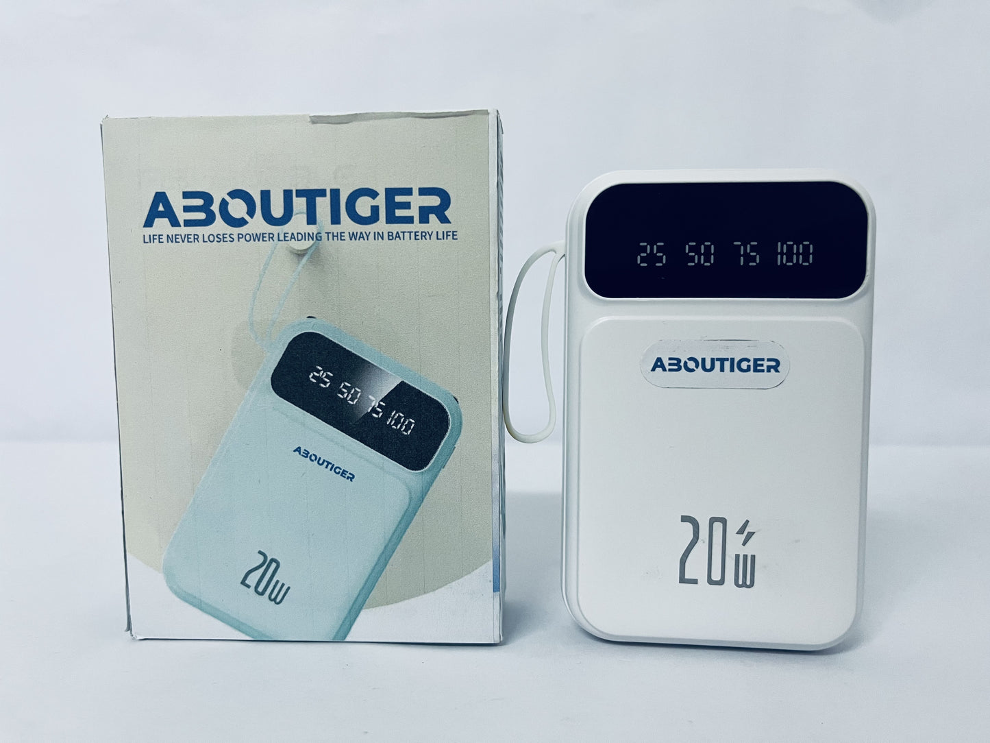 ABOUTIGER Portable Charger led lights show the current remaining power