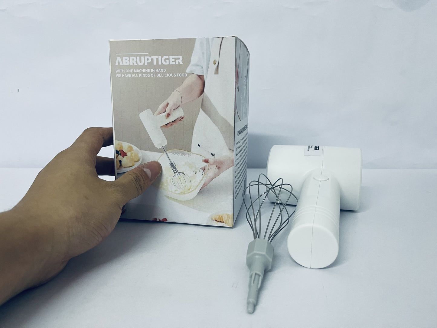 ABRUPTIGER Electric egg beaters Electric Egg Mixer High Power Handheld Frother for Milk Baking Sleek Design Control Stainless Steel Essential Kitchen Gadget