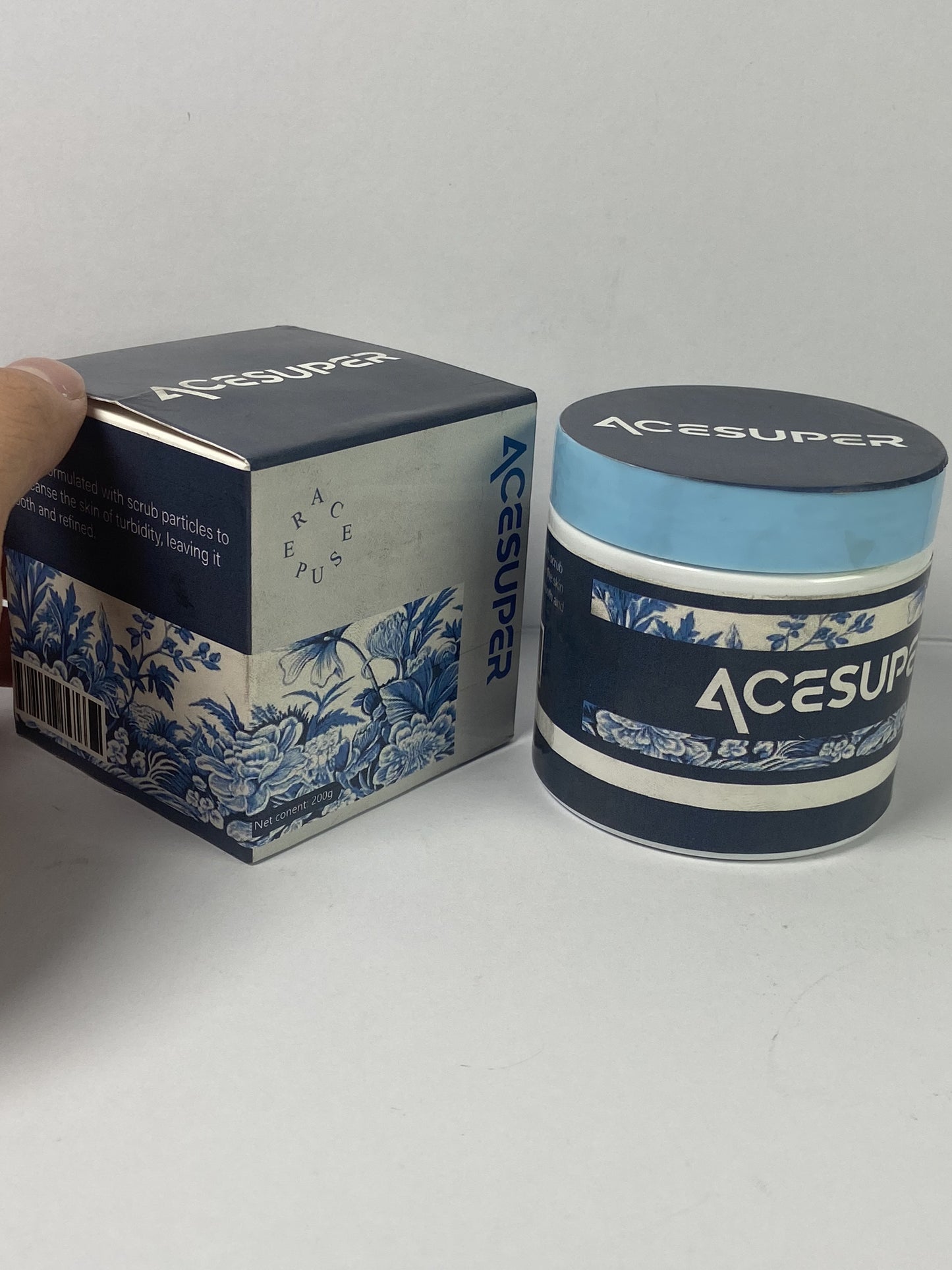 ACESUPER Face creams Natural Face Scrub with Walnut Shell,Manuka Honey,Aloe Vera,Orange Oil,Cehami Extract,Sunflower Oil help cleanse the skin of turbidity smooth and refined