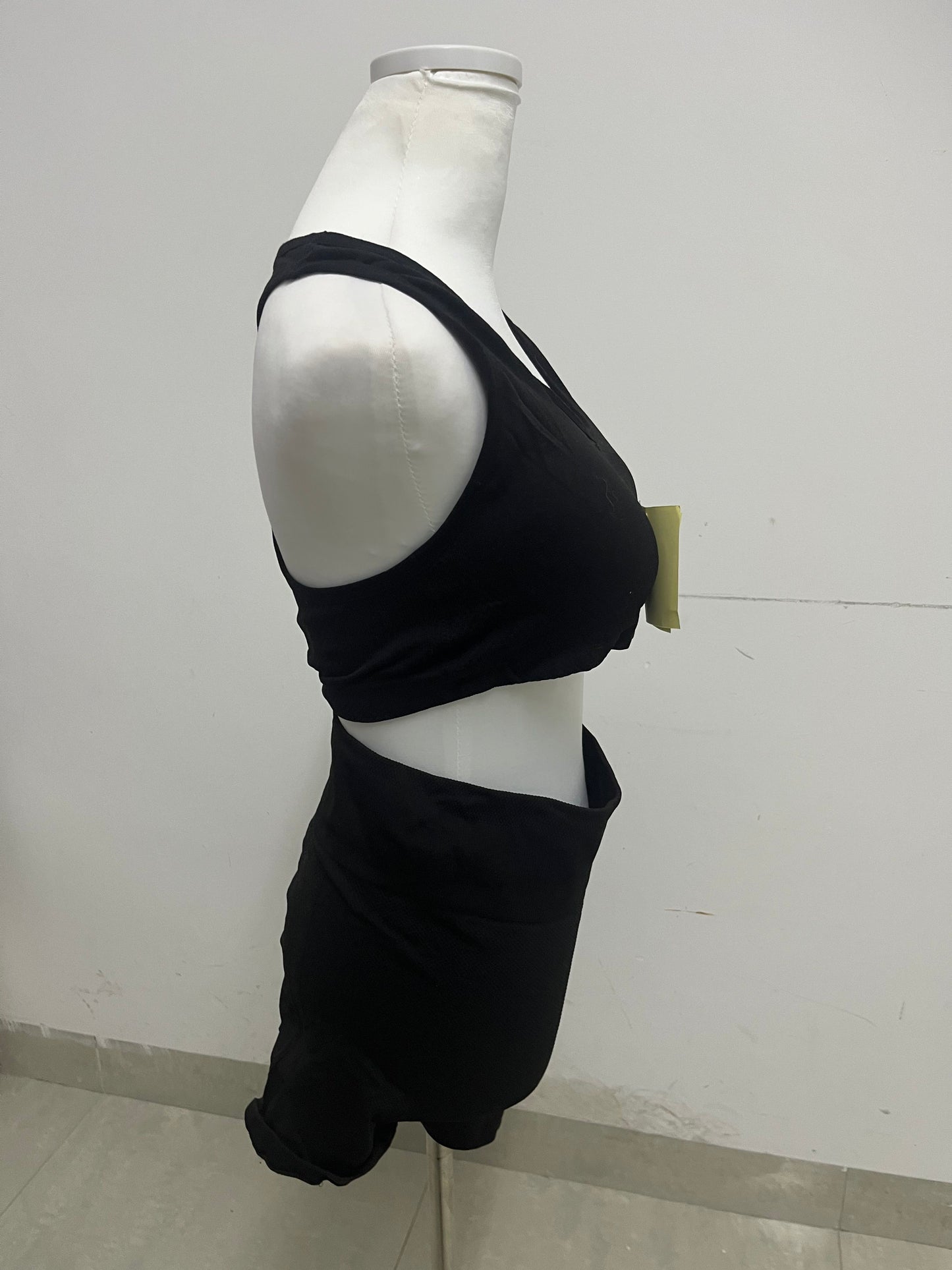 ADTIGER Tracksuits Women's Sportswear Set Shockproof Sports Bra High-Waisted Sport Shorts Fashion Choice for Fitness & Yoga