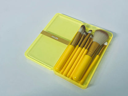 ALLBB Yellow Cosmetic Brush Set (7Pcs) - 2 Large Full-Face + 5 Small Detail Brushes, Soft Synthetic Bristles for Daily & Travel Use