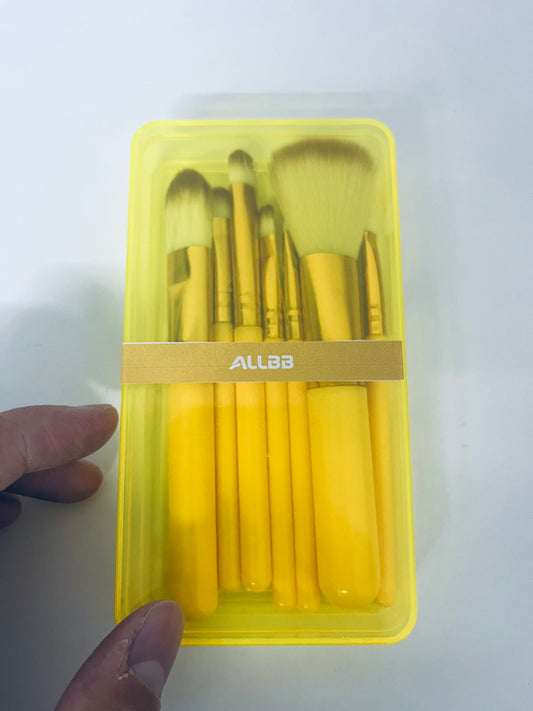 ALLBB Yellow Cosmetic Brush Set (7Pcs) - 2 Large Full-Face + 5 Small Detail Brushes, Soft Synthetic Bristles for Daily & Travel Use