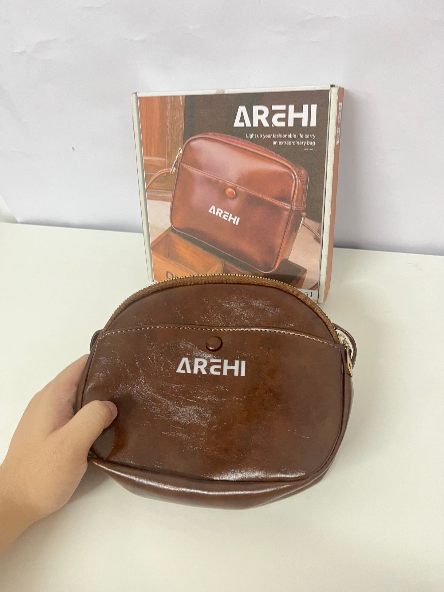 AREHI Vintage Waxed Leather Semi-Circular Crossbody Bag Fashion Versatile Shoulder Bag
