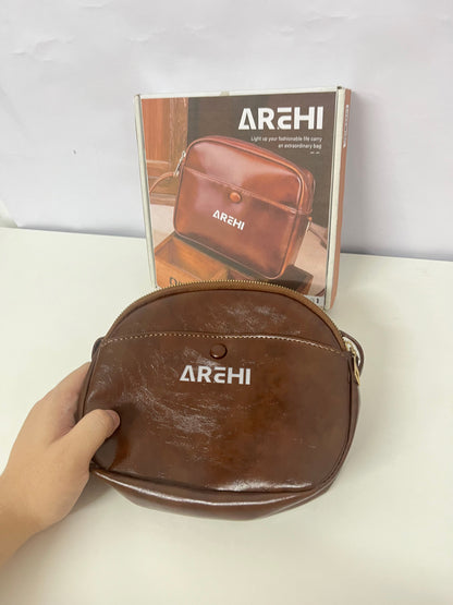 AREHI Vintage Waxed Leather Semi-Circular Crossbody Bag Fashion Versatile Shoulder Bag