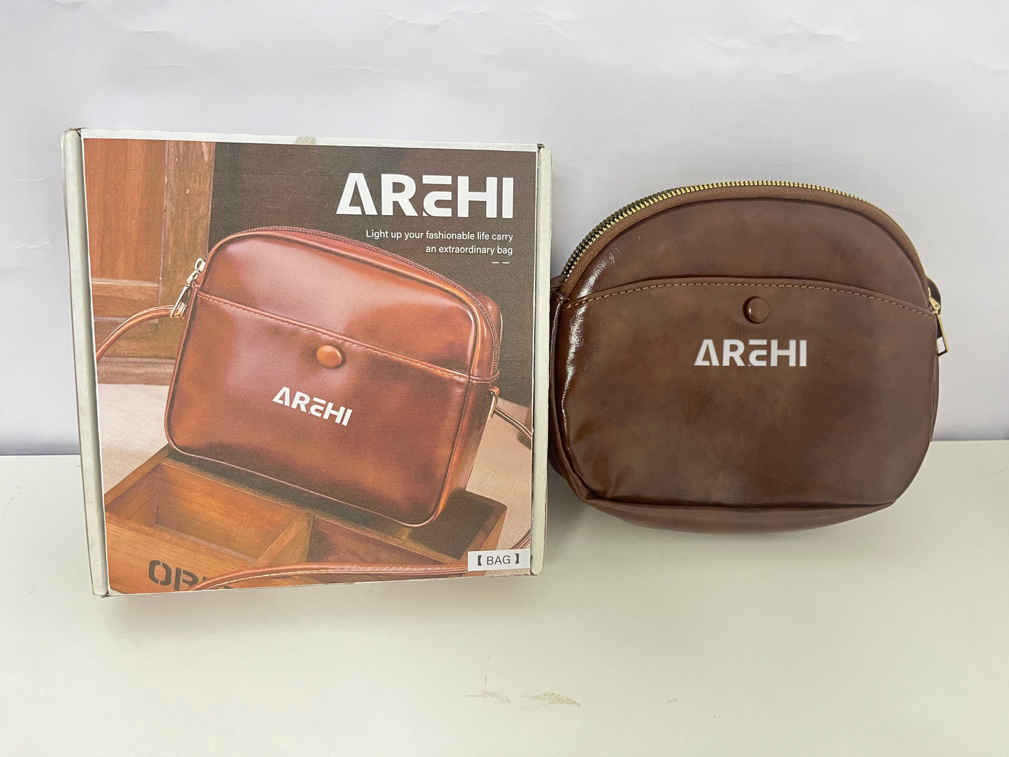 AREHI Vintage Waxed Leather Semi-Circular Crossbody Bag Fashion Versatile Shoulder Bag
