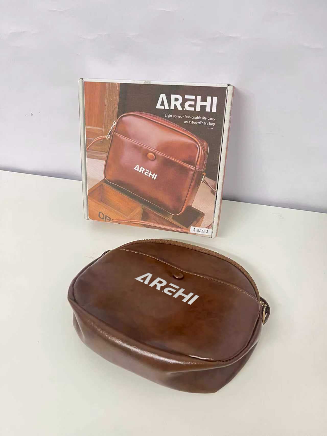 AREHI Vintage Waxed Leather Semi-Circular Crossbody Bag Fashion Versatile Shoulder Bag