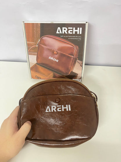 AREHI Vintage Waxed Leather Semi-Circular Crossbody Bag Fashion Versatile Shoulder Bag