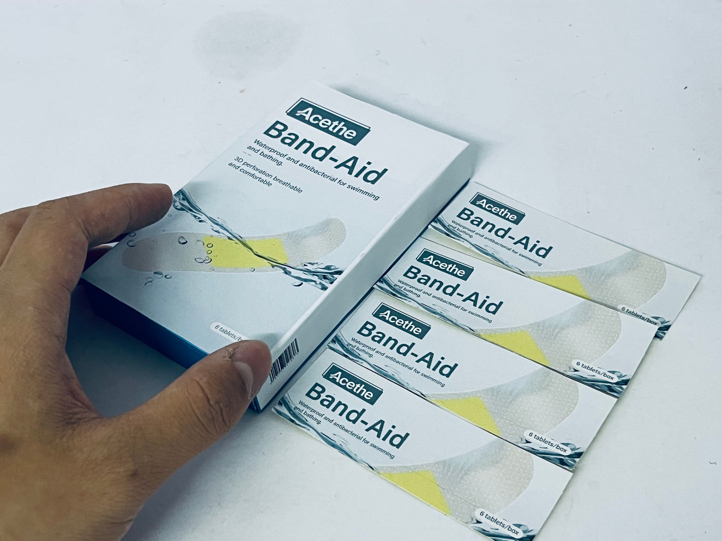 Acethe Waterproof Antibacterial Band-Aid, Designed for Swimming & Bathing | 3D Breathable & Comfortable Fit, Essential for Wound Protection