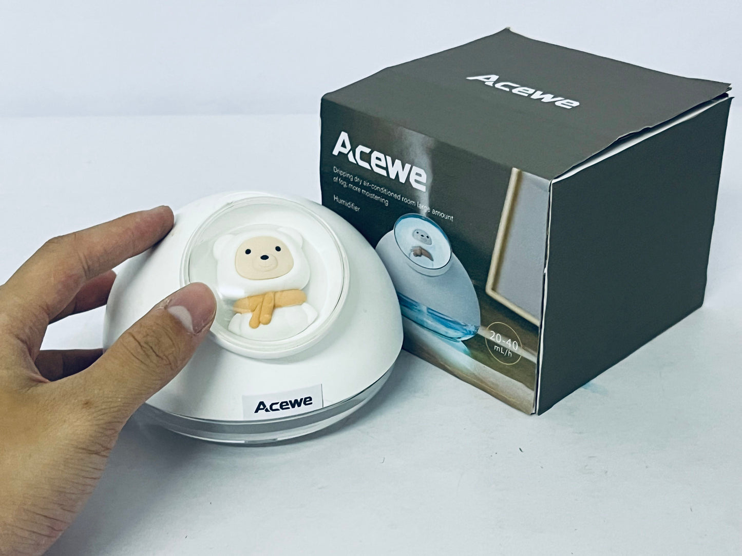 Acewe Cute Bear Humidifier: Inject Fresh Moisture into Dry Spaces, Create a Healing and Comfortable Small World