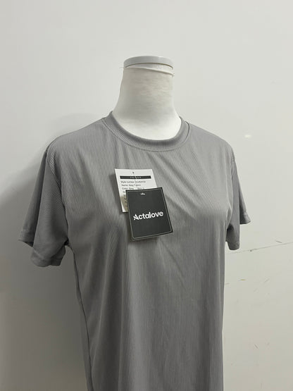 Actalove Men's Grey Vertical Stripe Short-Sleeve T-Shirt - A Daily Choice for Comfort and Texture
