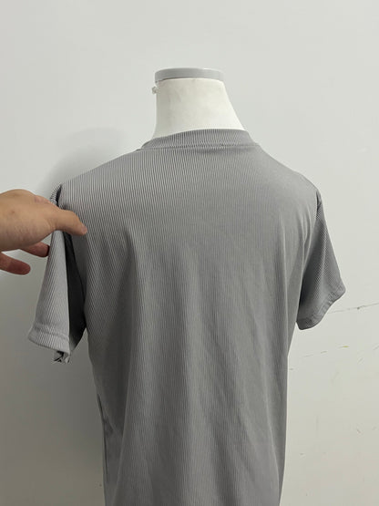 Actalove Men's Grey Vertical Stripe Short-Sleeve T-Shirt - A Daily Choice for Comfort and Texture