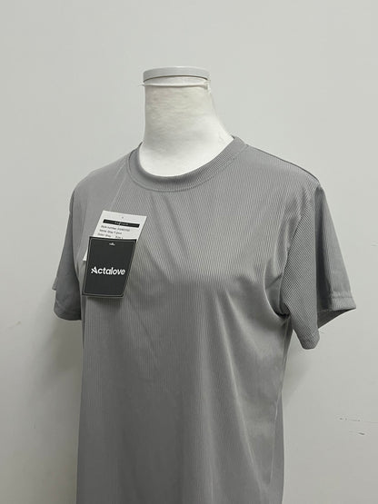 Actalove Men's Grey Vertical Stripe Short-Sleeve T-Shirt - A Daily Choice for Comfort and Texture