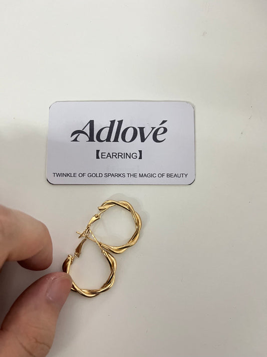 【Adlove Twisted Gold Hoop Earrings | Spark Your Beauty Magic】