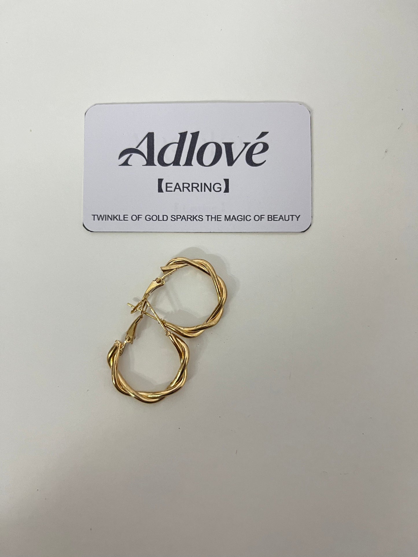 【Adlove Twisted Gold Hoop Earrings | Spark Your Beauty Magic】