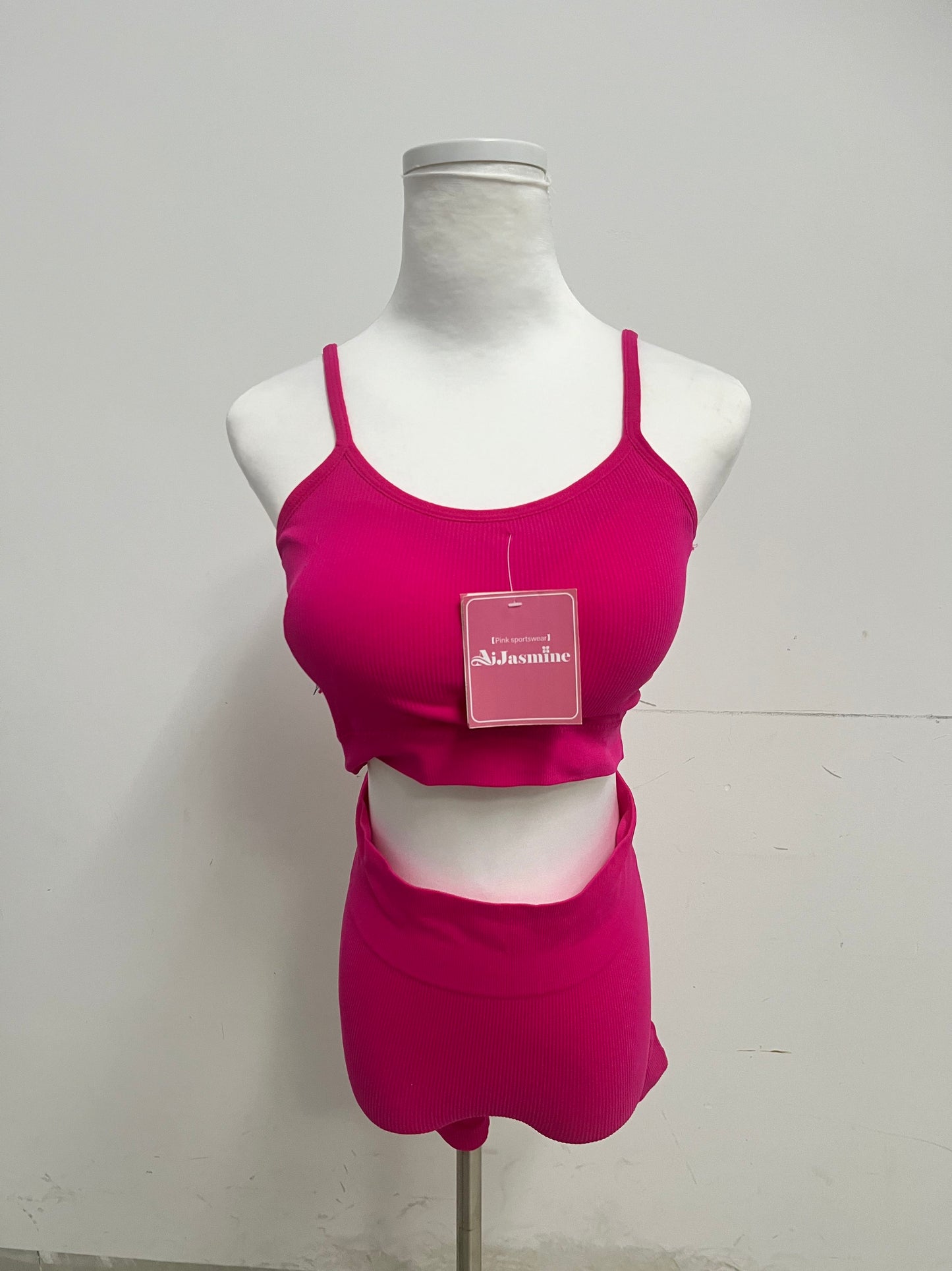 AiJasmine Pink Sportswear Set Skin-Friendly & Slim-Fitting Eye-Catching & Dynamic A Fashionable Choice for Sports and Daily Life