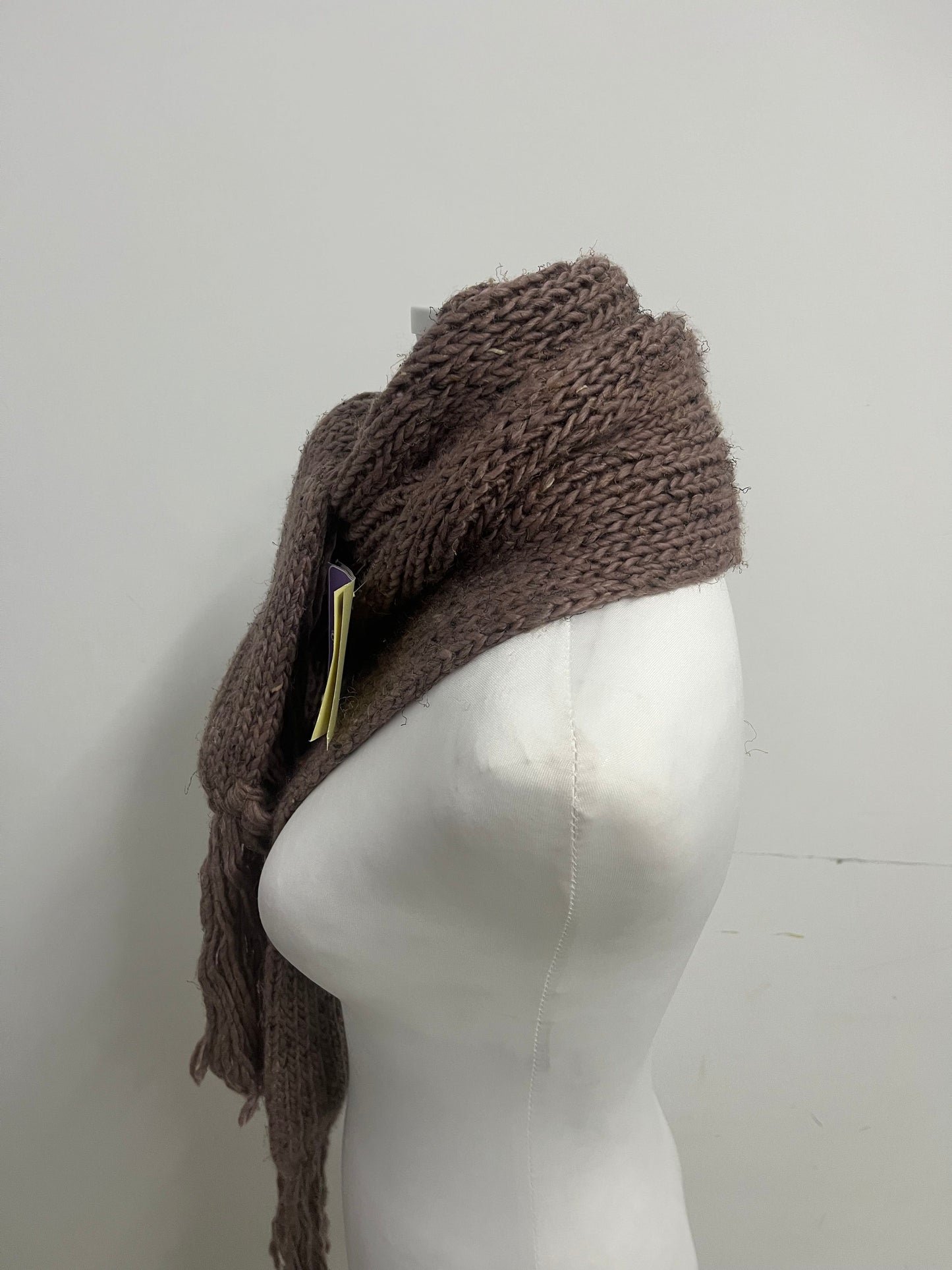 AiJasmine Wool Knitted Scarf Warm & Soft Retro Texture A Fashionable Warm Accessory for Autumn and Winter