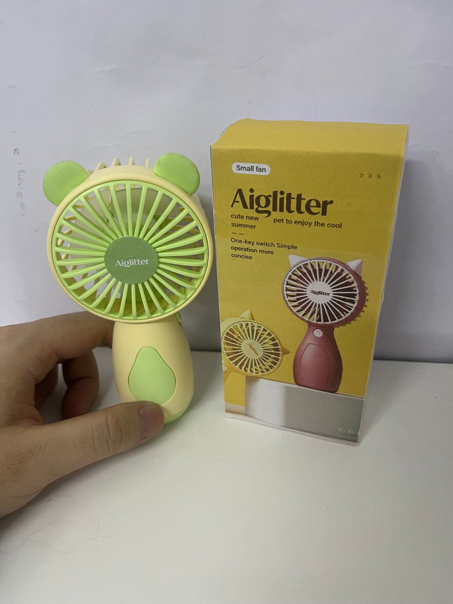 [Aiglitter Electric fans]——Aiglitter Cute Pet Handheld Fan - 3 Speeds, Quiet & Powerful, Portable Mini Fan for Summer