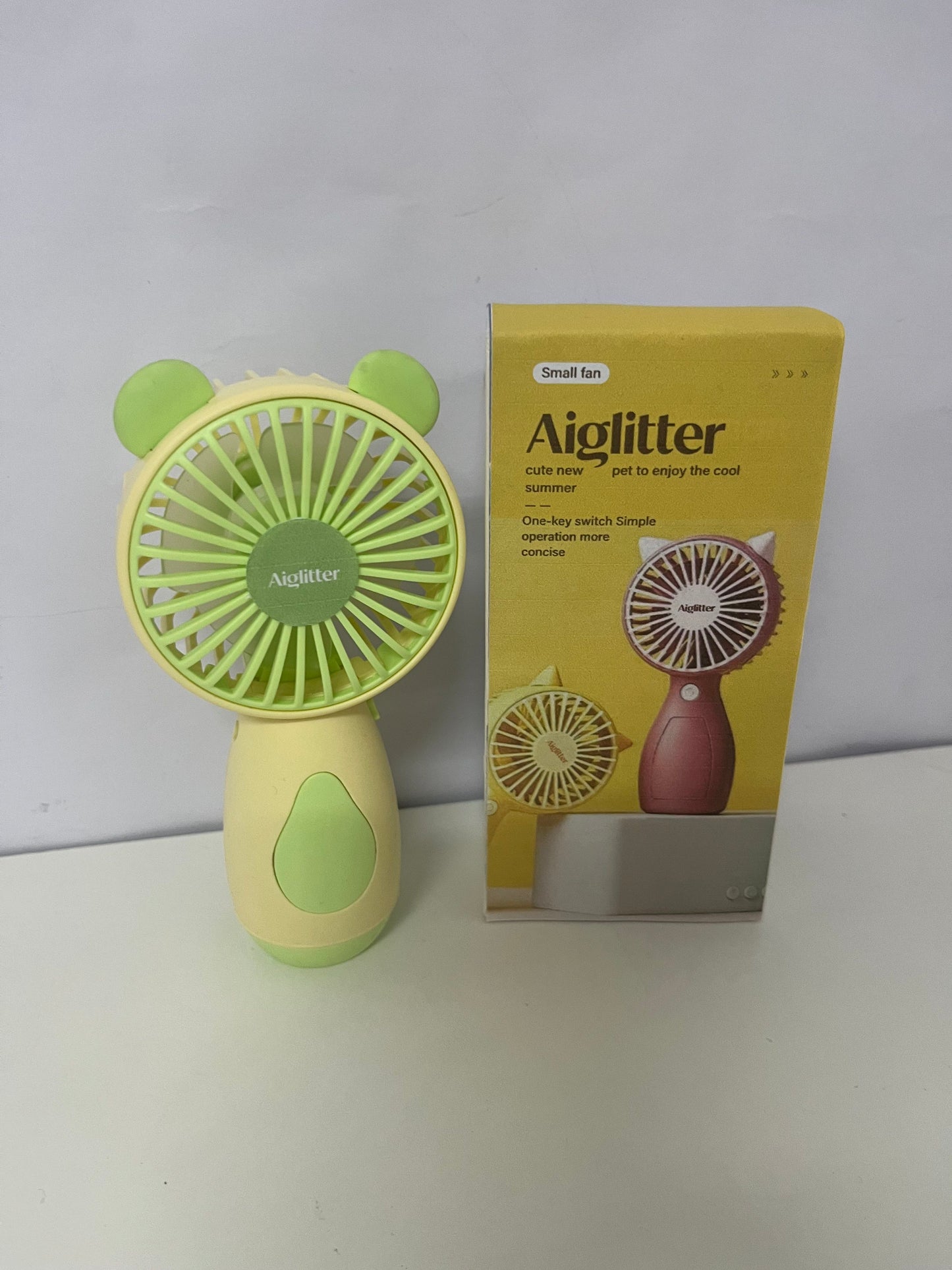 [Aiglitter Electric fans]——Aiglitter Cute Pet Handheld Fan - 3 Speeds, Quiet & Powerful, Portable Mini Fan for Summer