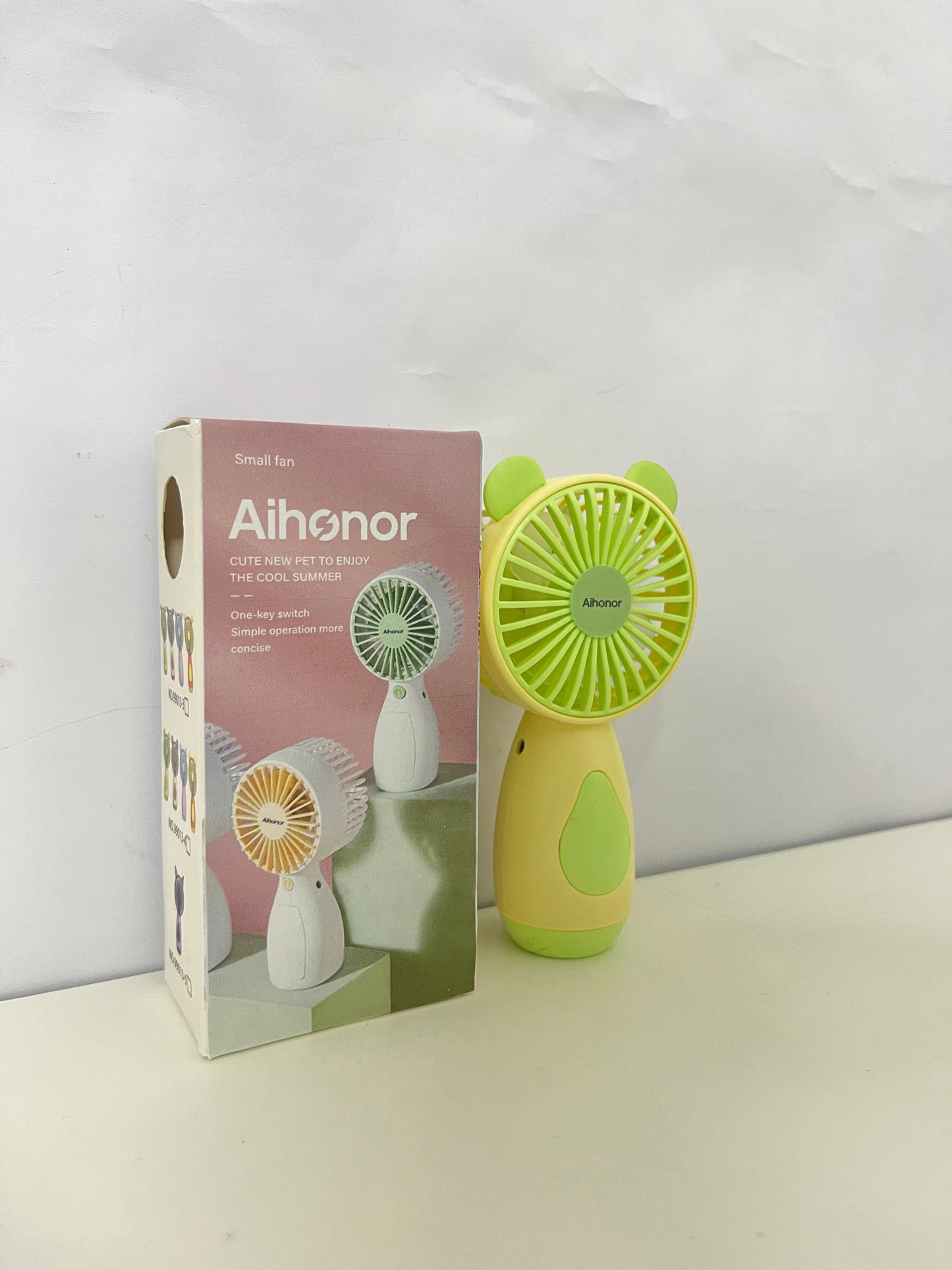 Aihonor Cute Bear Handheld Fan Portable Rechargeable Style Cool On-the-Go A Lovely Cooling Gadget for Summer Outings