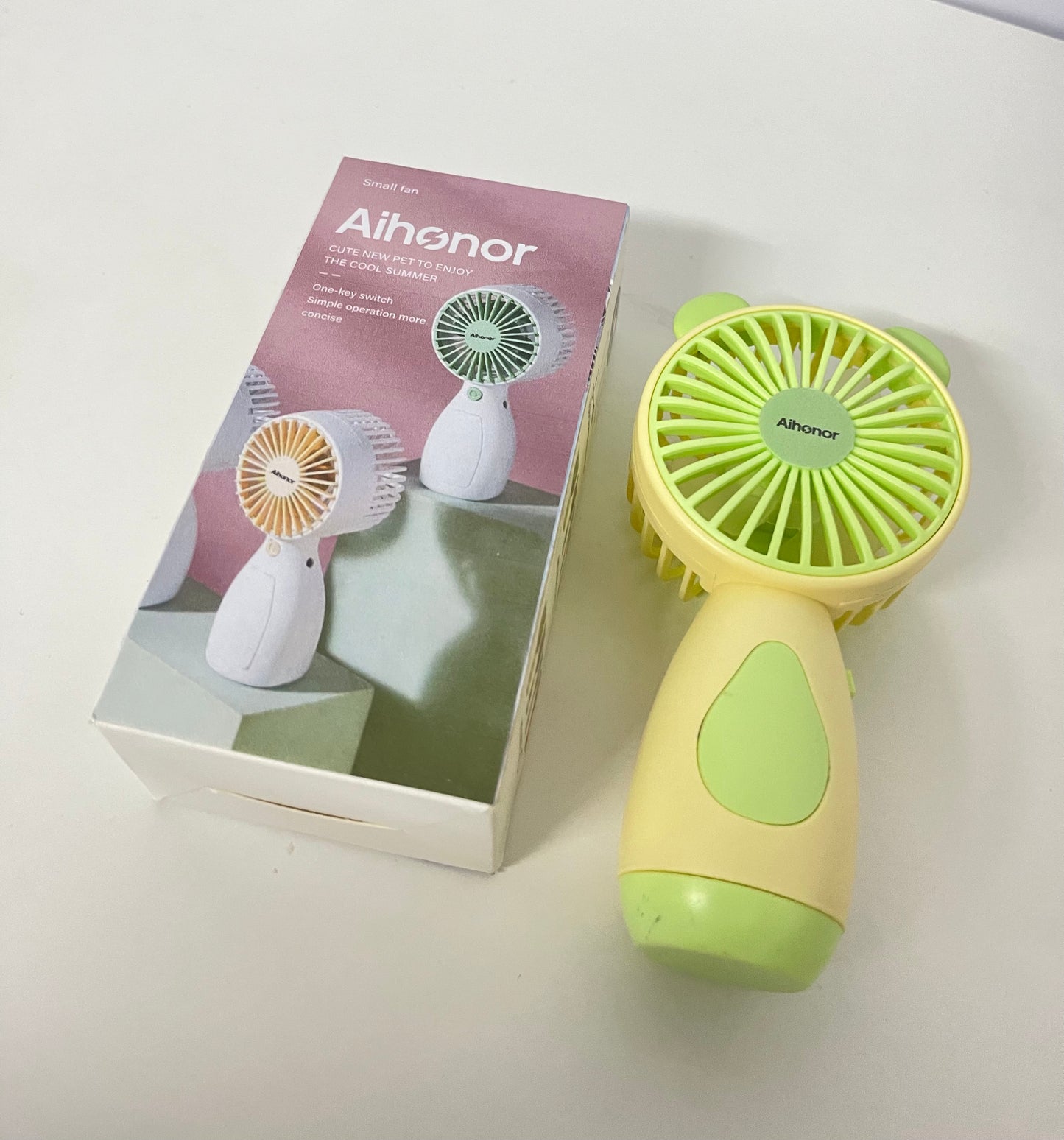 Aihonor Cute Bear Handheld Fan Portable Rechargeable Style Cool On-the-Go A Lovely Cooling Gadget for Summer Outings
