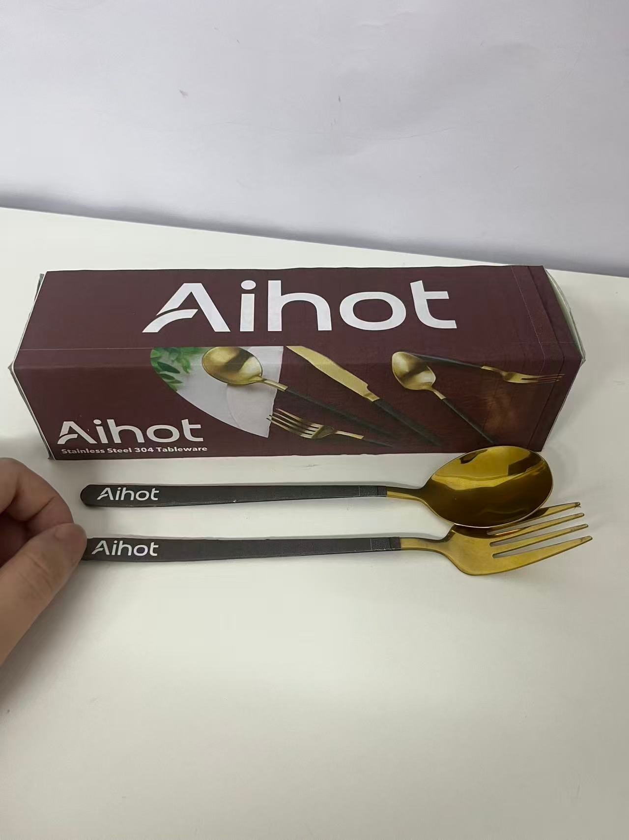 Aihot Flatware Set - Gold & Black 304 Stainless Steel for Elegant Dining