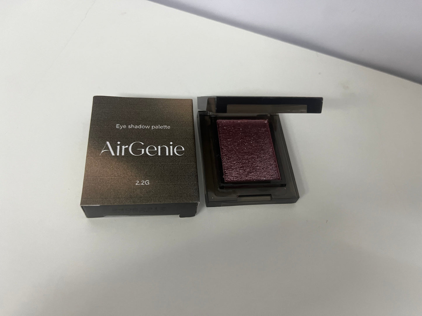 AirGenie Burgundy Shimmer Single Eyeshadow Highlight Item for Atmosphere Eye Makeup