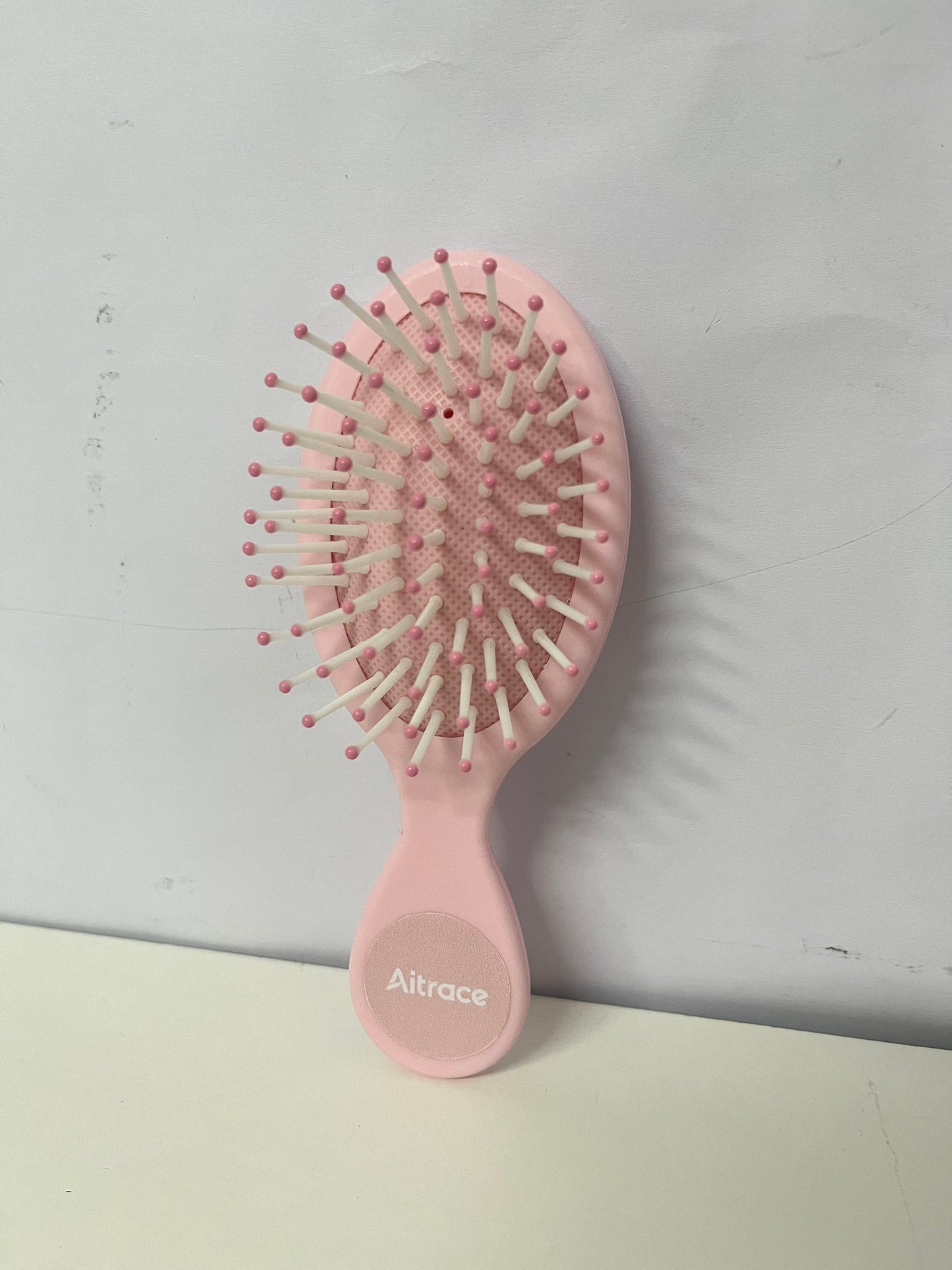 【Aitrace Mini Air Cushion Massage Comb】—— Gentle Detangling & Scalp Care in a Compact Design