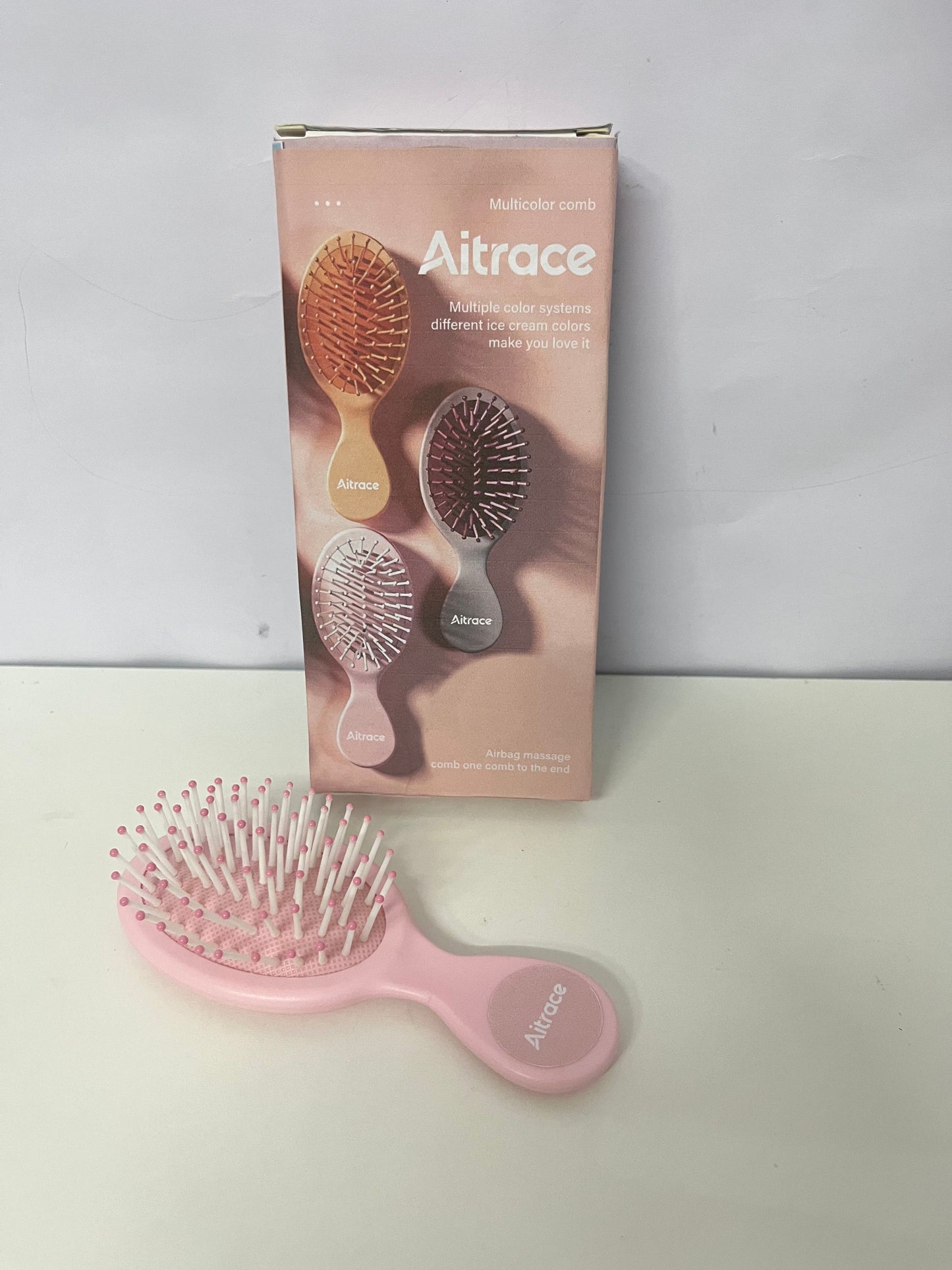 【Aitrace Mini Air Cushion Massage Comb】—— Gentle Detangling & Scalp Care in a Compact Design