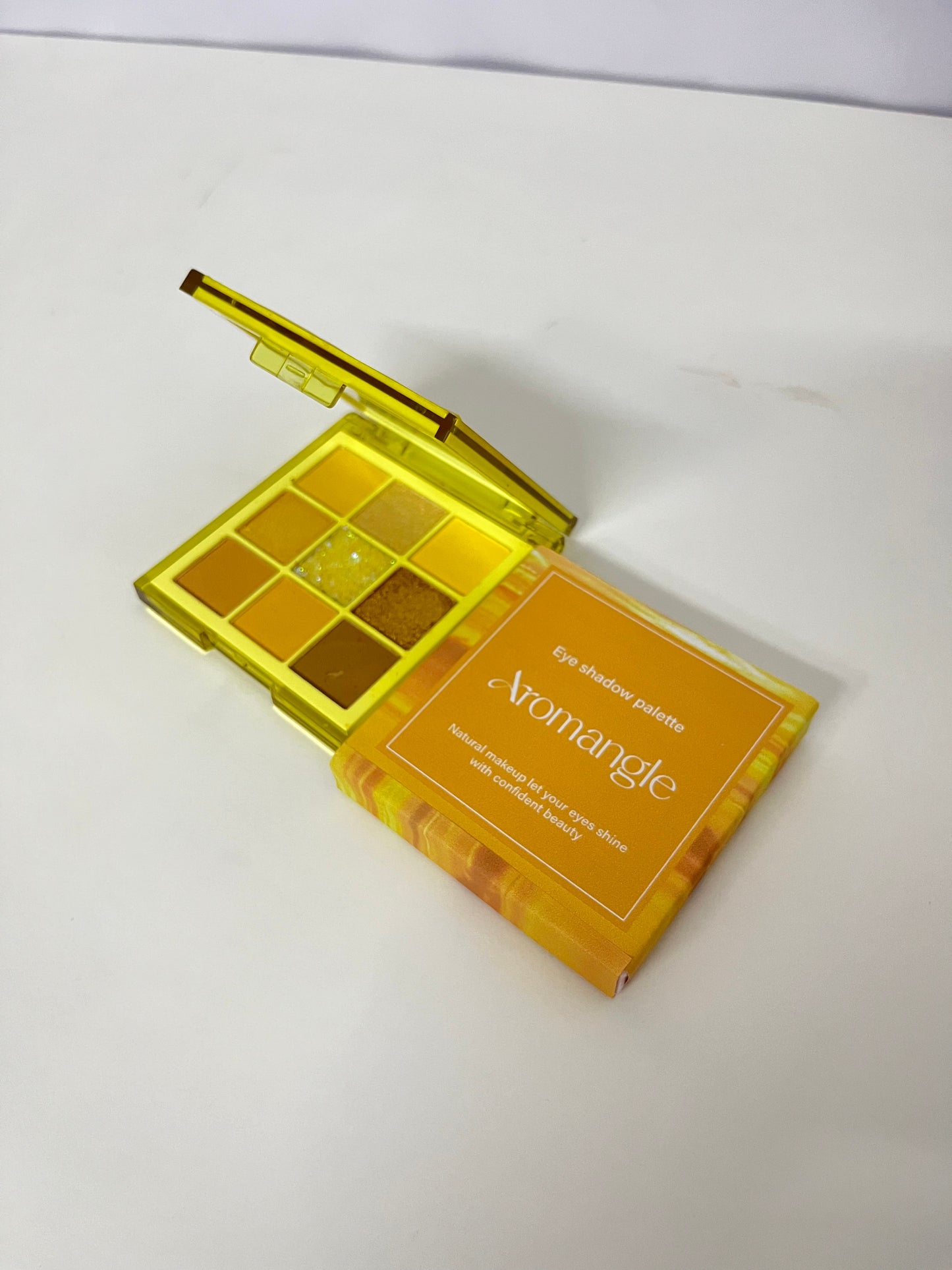Aromangle 9-Color Yellow-Gold Eyeshadow Palette (Matte/Shimmer/Glitter)