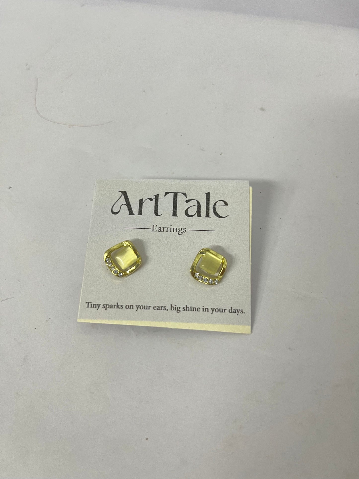 ArtTale Ear studs Geometric Diamond-Embedded Earrings - Delicate Sparks on Ears, Shining Focus in Daily Life