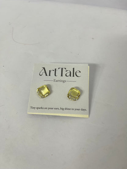 ArtTale Ear studs Geometric Diamond-Embedded Earrings - Delicate Sparks on Ears, Shining Focus in Daily Life