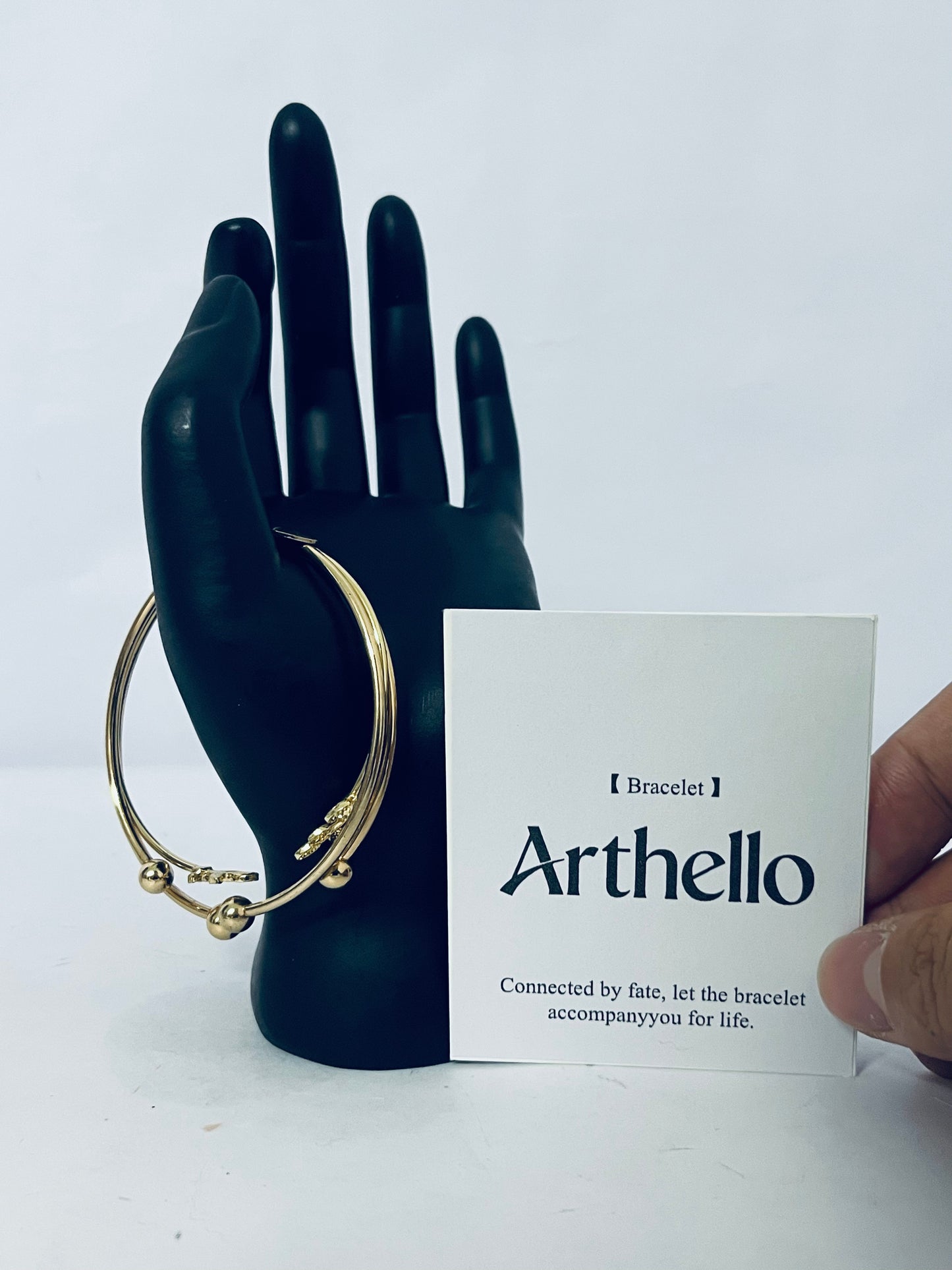 Arthello Layered Bangle Bracelet for Women Multi Layer Wire Cuff Bracelet Gold Stretch Stackable Bracelet Adjustable Statement Jeweley